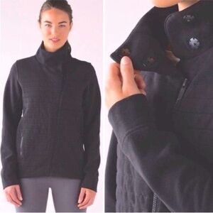 🇪🇸 Lululemon Fleece Be True moto Jacket
Black 
Size 4 
cowl neck quilted